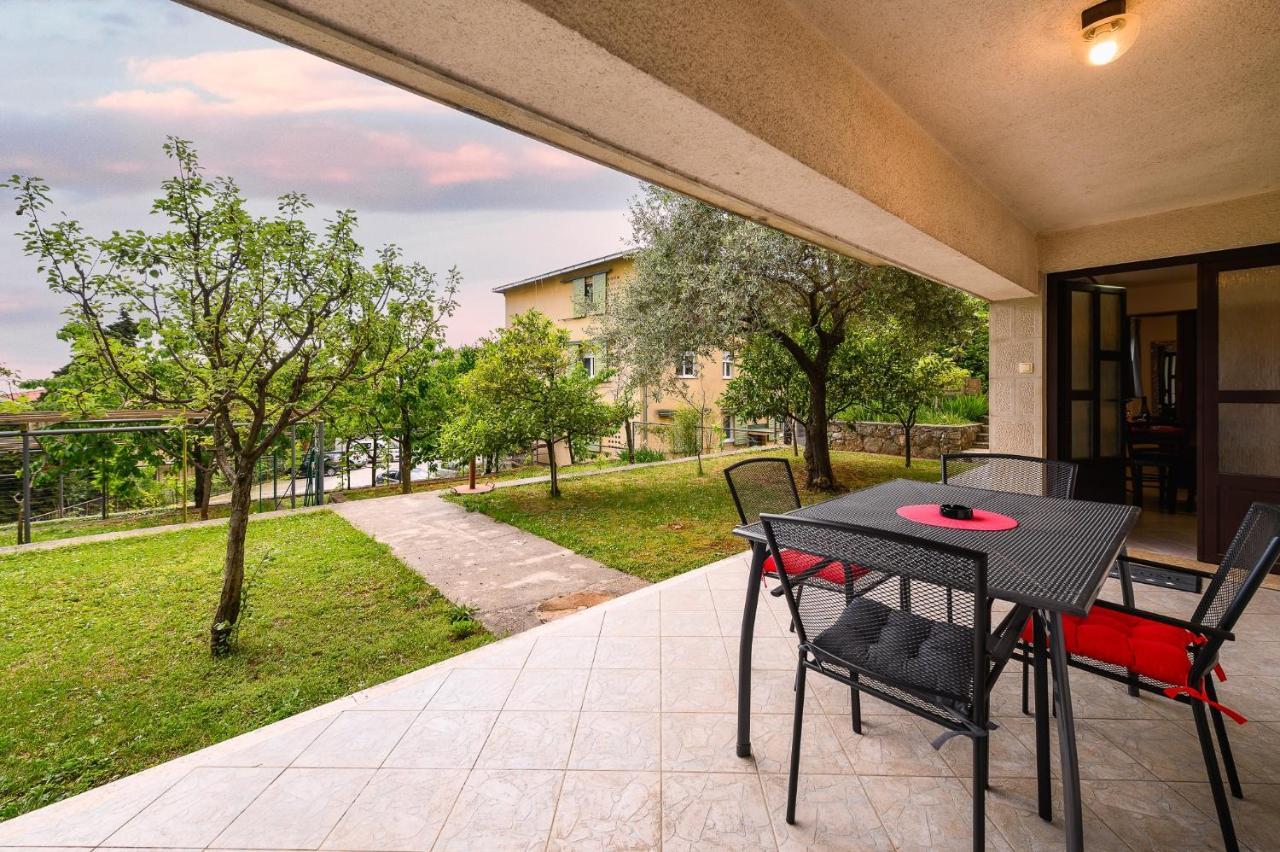 Apartments With A Parking Space Lovran, Opatija - 7869 Exterior foto