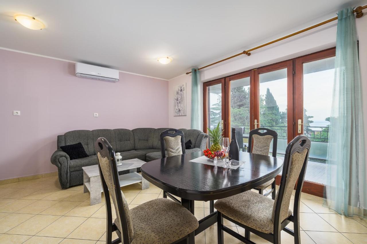 Apartments With A Parking Space Lovran, Opatija - 7869 Exterior foto